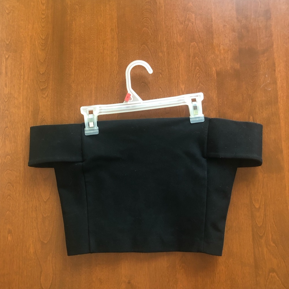 Black Off the Shoulder Crop Top